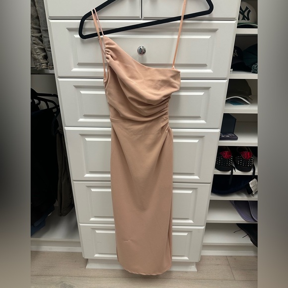 Hello Molly SMOOTH LINES MIDI DRESS BLUSH XS - Picture 3 of 3